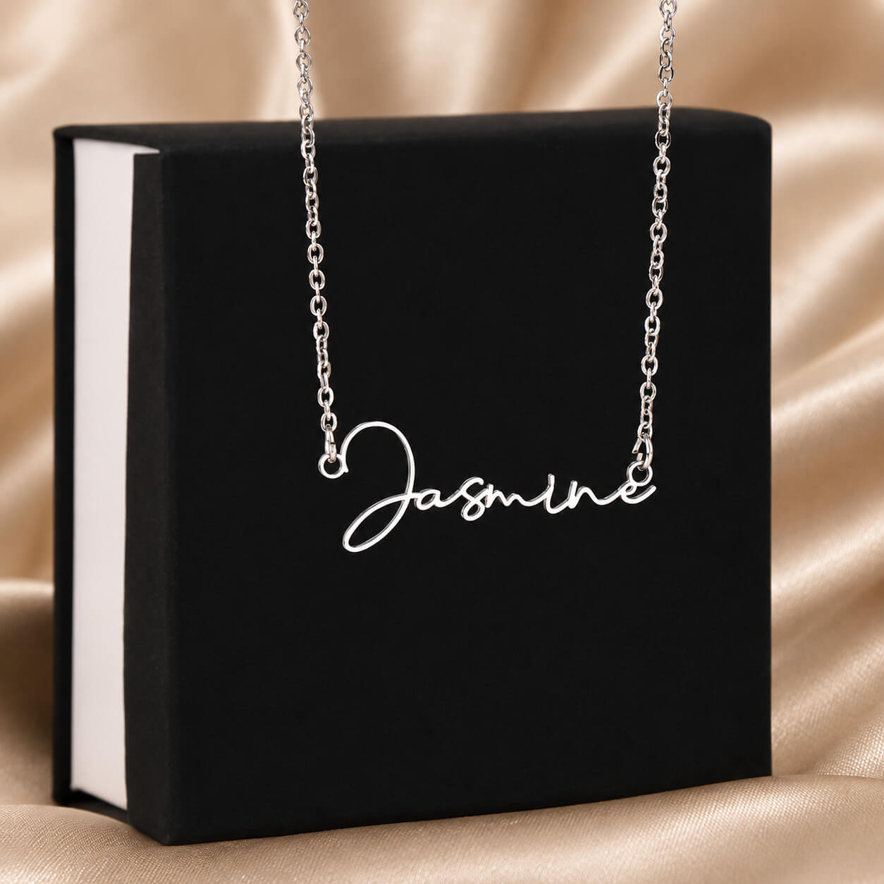 Personalized signature name necklace in silver with standard gift box
